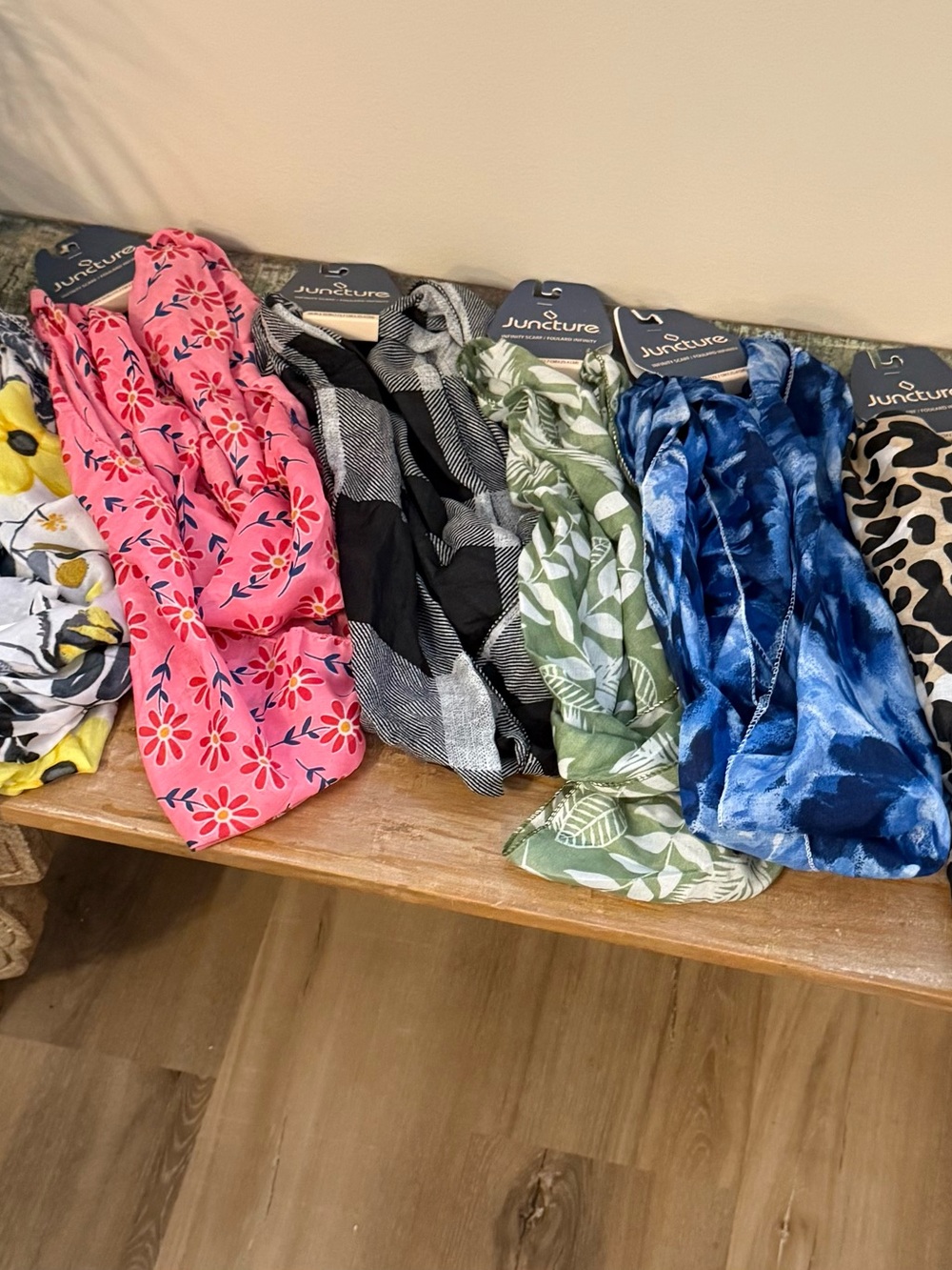 Bundle/bulk set of 6 assorted springtime infinity light airy scarves. New